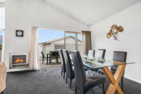 Resort Apartment on Anderson